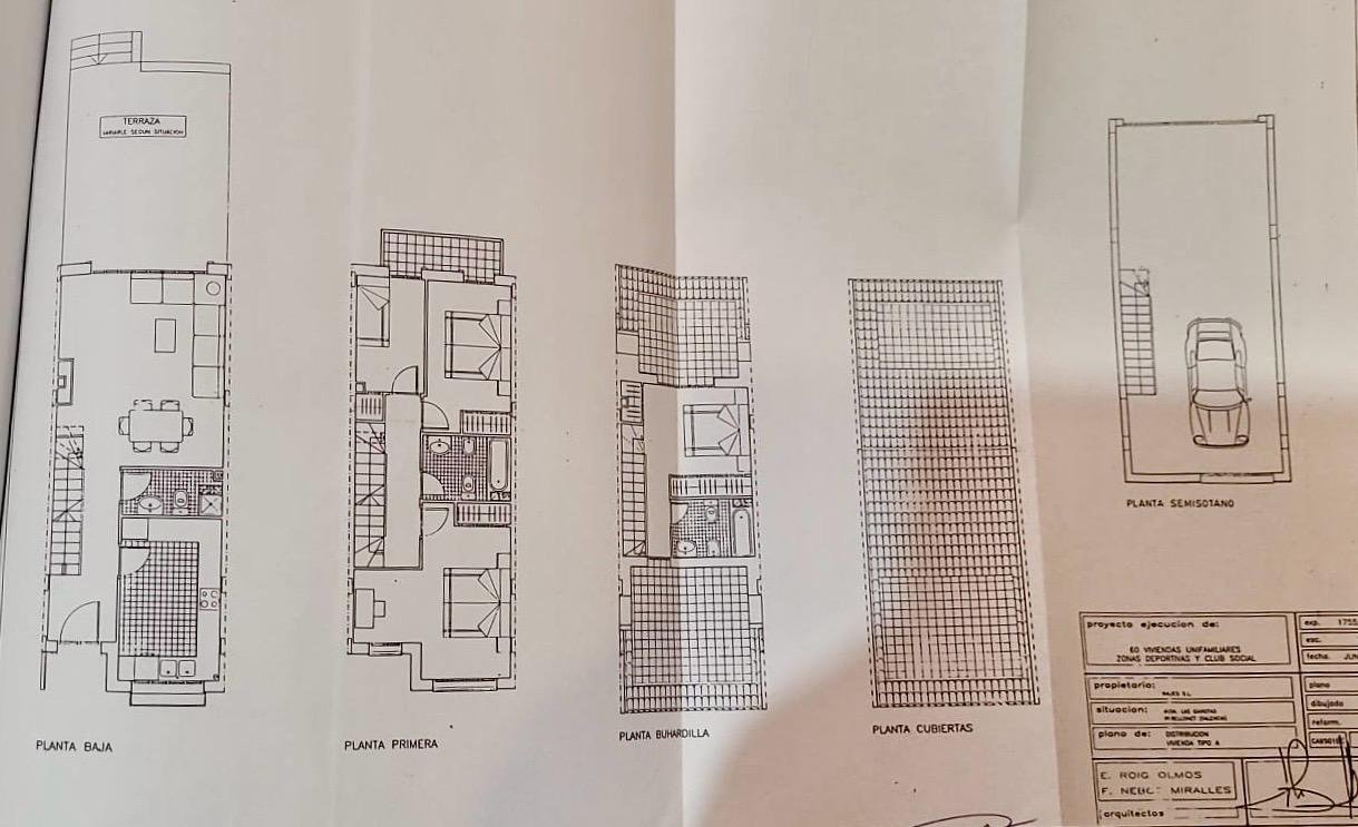 Casa Adosada en venta en Valencia, Valencia