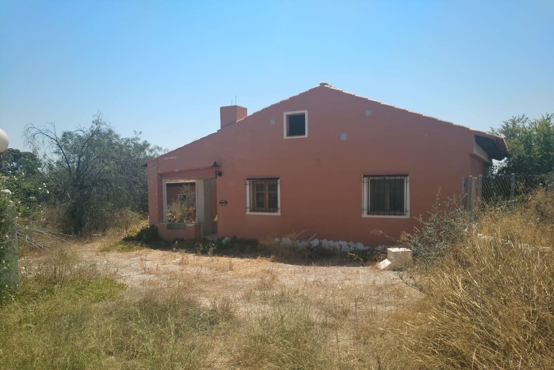 Unifamiliar Aislada en venta  en Partida Moralet-Poligono A Alicante Alicante