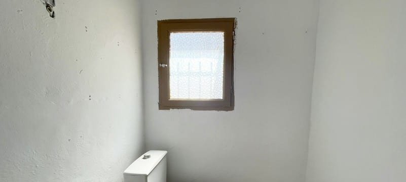 Unifamiliar Aislada en venta  en Partida Moralet-Poligono A Alicante Alicante