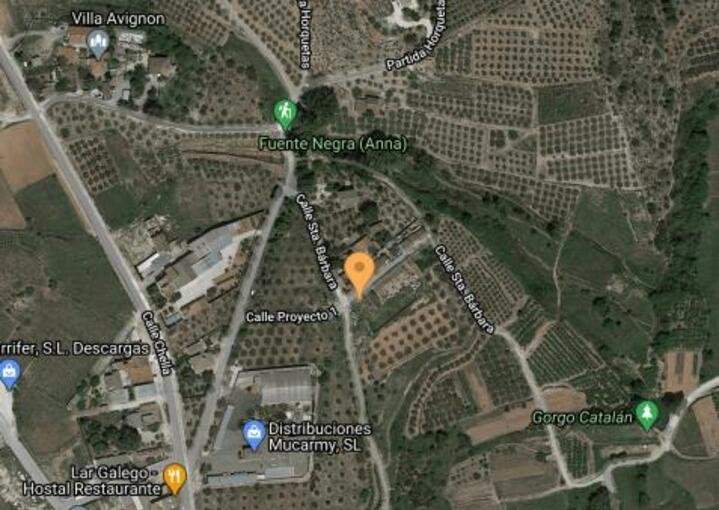 Suelo urbano residencial disponible por 39000 con 925m en calle santa barbara  sn Anna