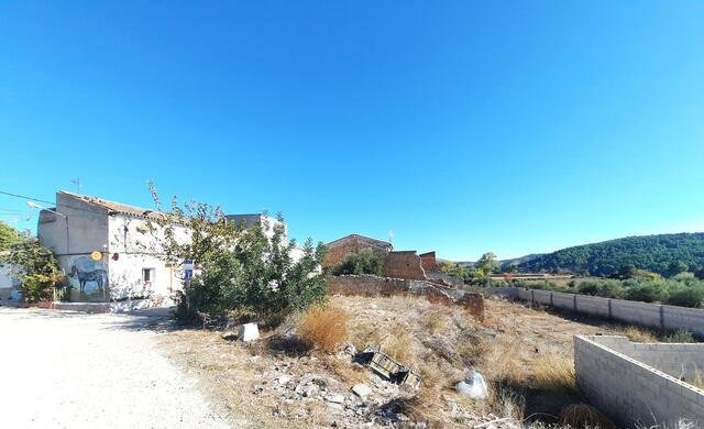 Suelo urbano residencial disponible por 39000 con 925m en calle santa barbara  sn Anna