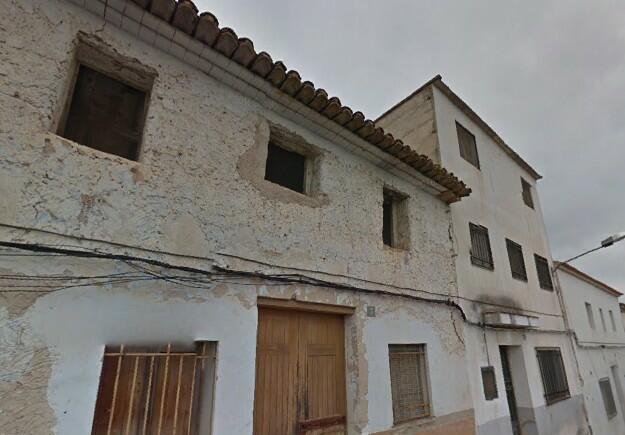 Suelo urbano residencial disponible por 39000 con 925m en calle santa barbara  sn Anna