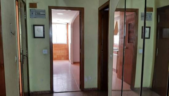 Piso en venta en Calle Nou Doctubre Canals Valencia