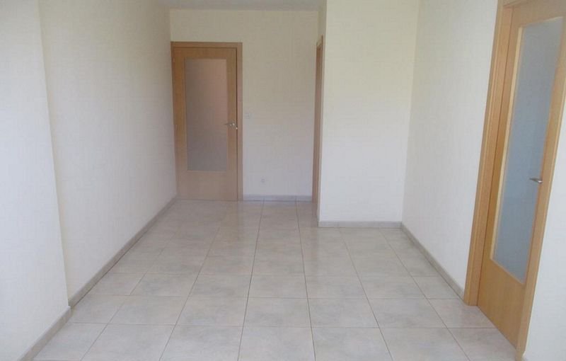 Compra piso en calle blasco de alagon en Coves de Vinrom les por 46500 con 62m y 2 habitaciones