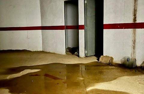 Edificio en venta en Cálig, Castellón