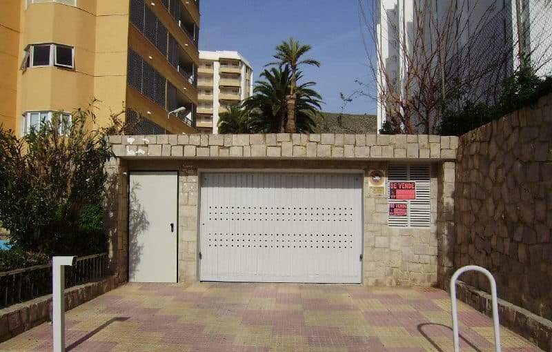 Garaje en venta en Calle Doctor Gomez Ferrer Cullera Valencia