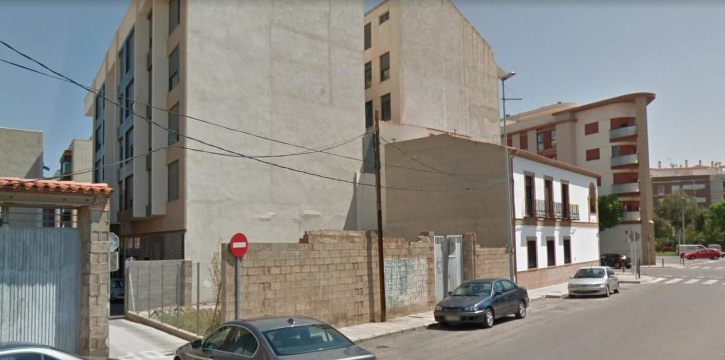 Urbano Solar en venta  en Calle Nueve De Octubre Almazora Castelln