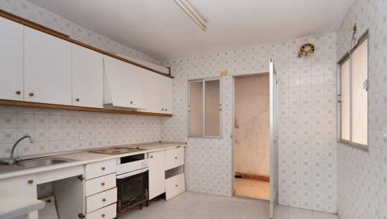Piso en venta  en Calle Hernan Cortes Alhama De Murcia Murcia