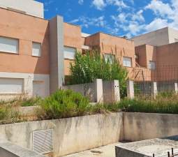 Casa Adosada en venta en Almazora, Castellón