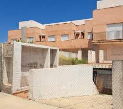 Casa Adosada en venta en Almazora, Castellón