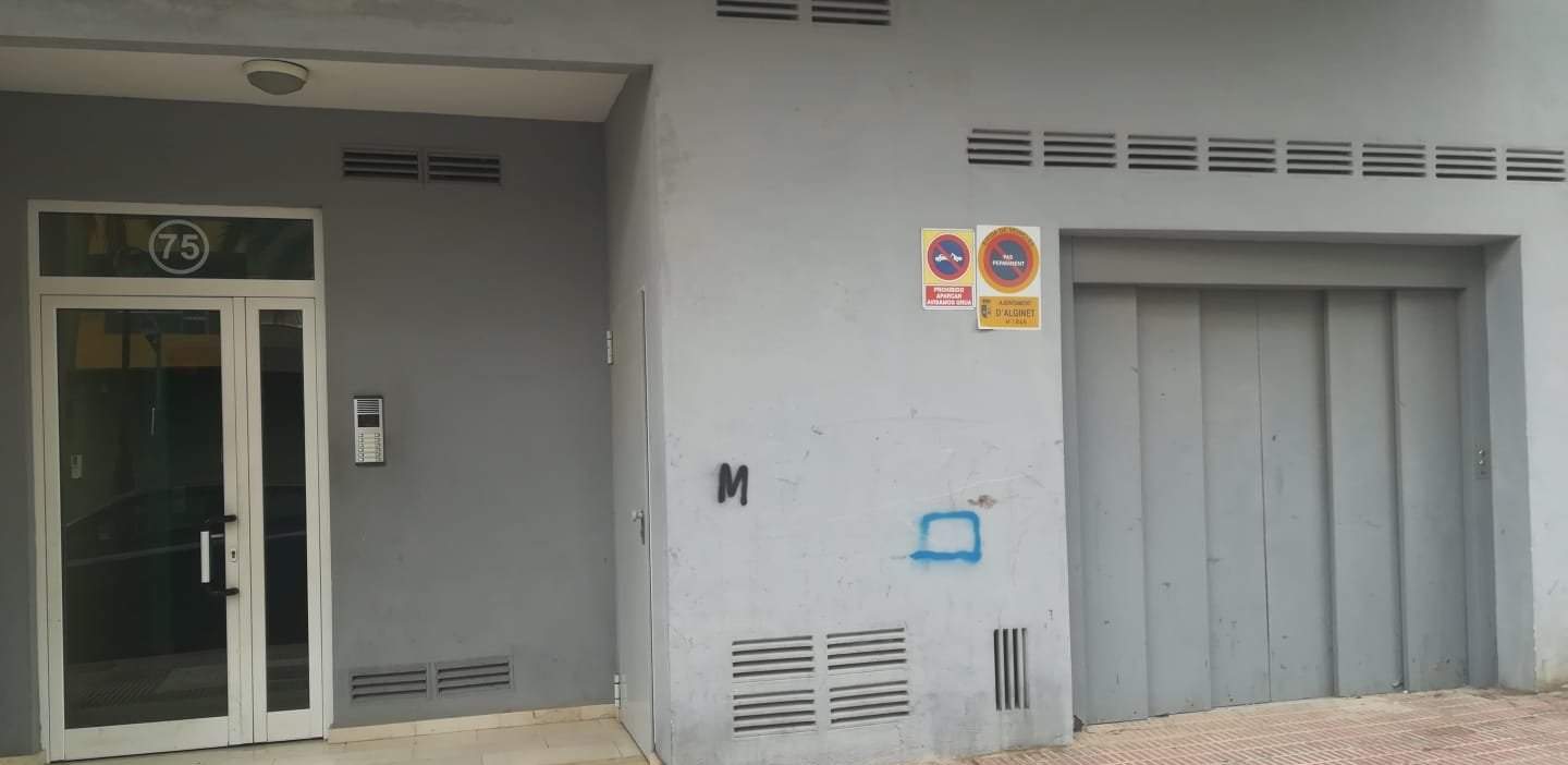 Garaje en venta en Calle Reyes Catolicos Alginet Valencia
