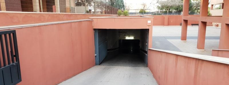 Venta de garaje en calle cl rio sella, 12 plaza moto m-3. edif. garbí Castellón de la PlanaCastelló de la Plana por 900 con 9m