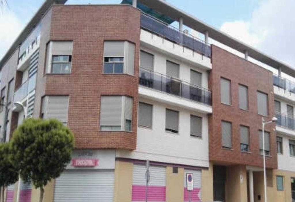 Garaje en venta  en Avenida Alcalans Dels Montserrat Valencia