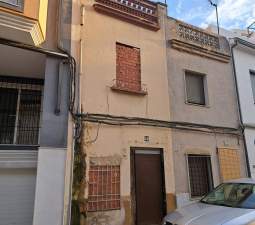 Casa Adosada en venta en Tabernes De La Valldigna, Valencia