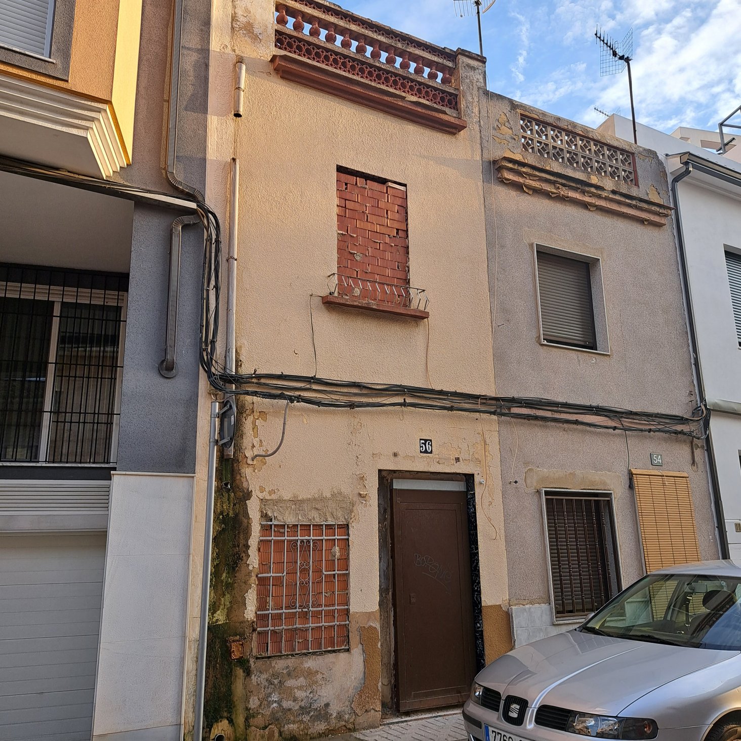 Casa Adosada en venta en Tabernes De La Valldigna, Valencia