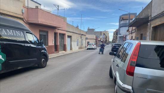 Compra piso por 42.500 con 117m y 2 habitaciones en calle vicent ramon, Betxí