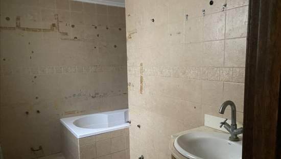 Compra piso por 42.500 con 117m y 2 habitaciones en calle vicent ramon, Betxí