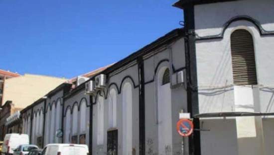 Edificio comercial en  Pz. Gon?al Cantó, Alcoy Alicante