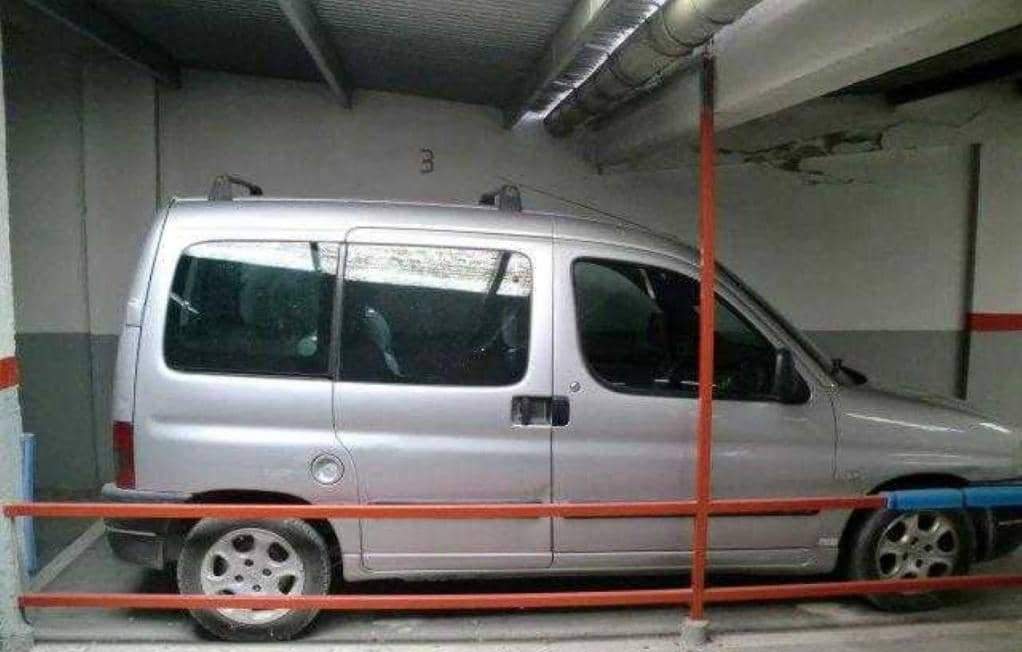 Garaje en venta en Calle Goya Novelda Alicante