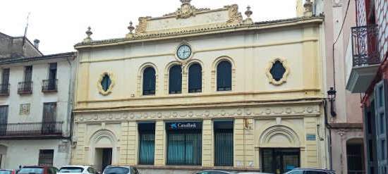 Locales Carcaixent