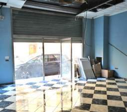 Local comercial en venta en ccalle jacinto benavente 5 en Gandia por 147500 de 241m undefined
