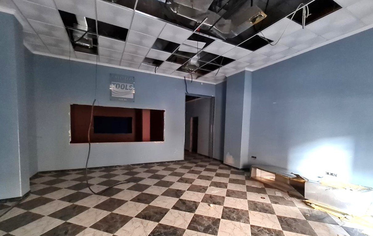 Local comercial en venta en ccalle jacinto benavente 5 en Gandia por 147500 de 241m undefined