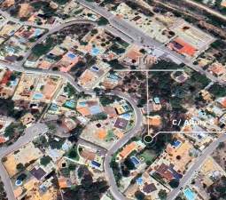 Urbano Solar en venta  en Calle Altury Turs Valencia
