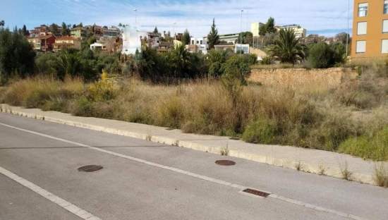 Urbano Solar en venta  en Calle Viena Onda Castelln