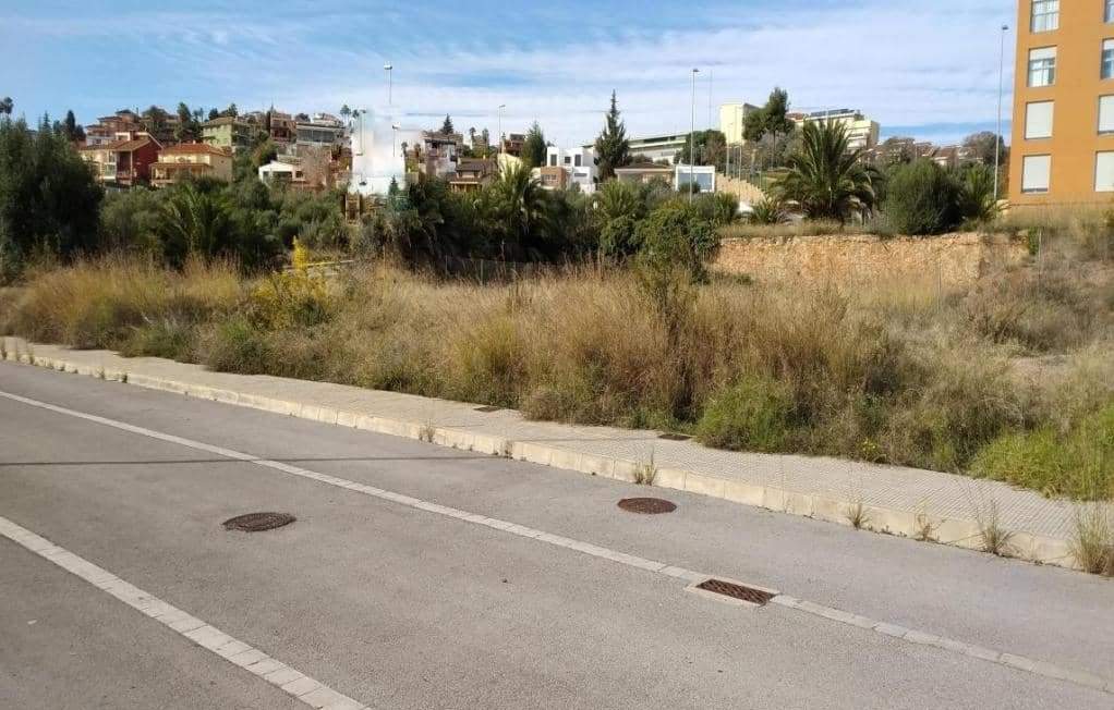 Urbano Solar en venta  en Calle Viena Onda Castelln