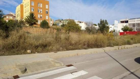 Urbano Solar en venta  en Calle Viena Onda Castelln
