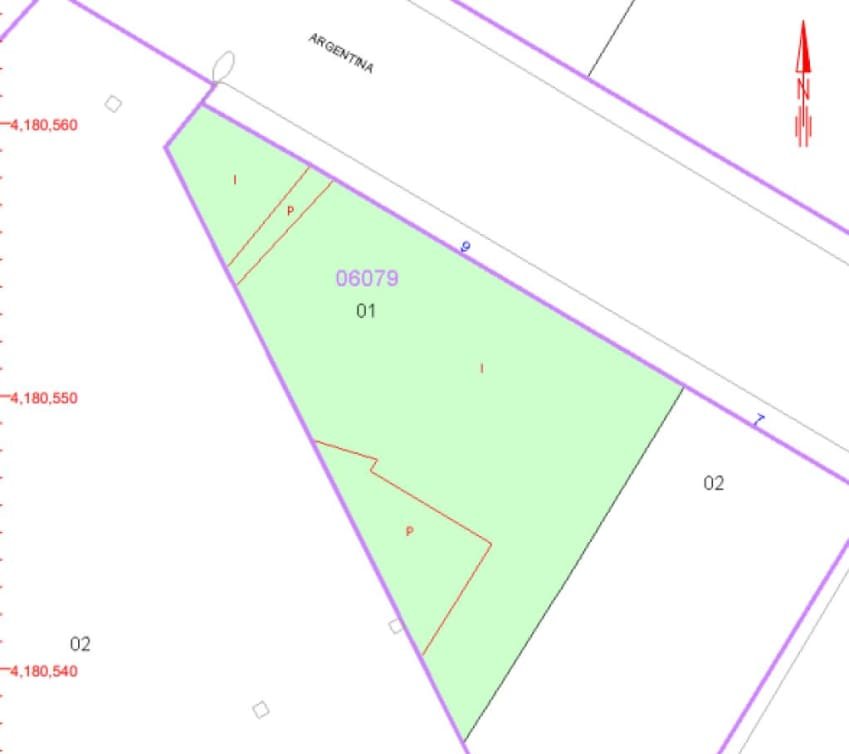Urbano Solar en venta  en Calle Argentina Totana Murcia
