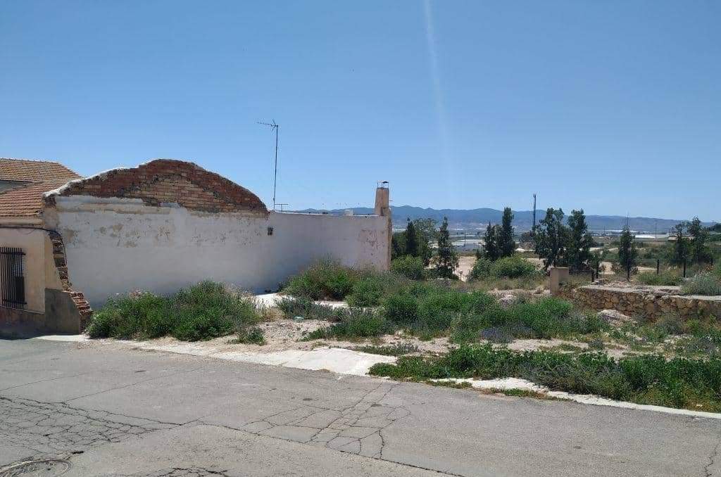 Urbano Solar en venta  en Calle Argentina Totana Murcia