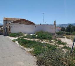 Urbano Solar en venta  en Calle Argentina Totana Murcia