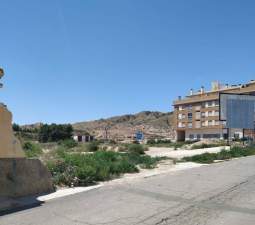 Urbano Solar en venta  en Calle Argentina Totana Murcia