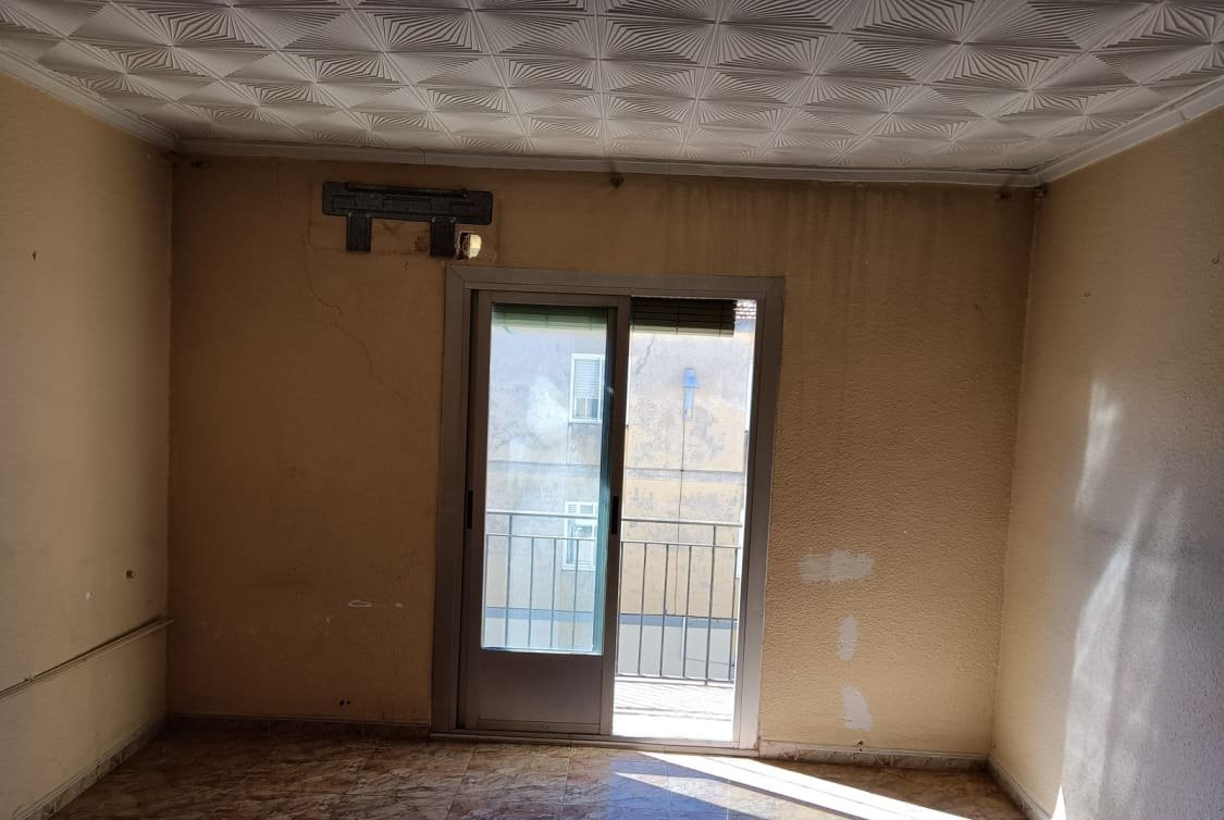 Piso en venta  en Calle Ciencias, Elda, Alicante