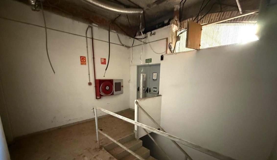 Local en alquiler y venta en Alzira, Valencia