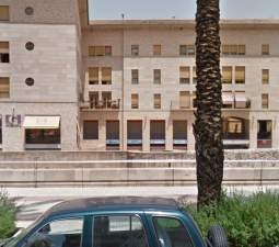 Local en alquiler y venta en Alzira, Valencia