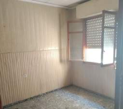 Compra casa en calle san juan de dios Burriana por 43000 con 89m y 2 habitaciones