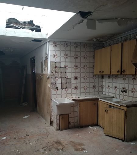Compra casa en calle san juan de dios Burriana por 43000 con 89m y 2 habitaciones