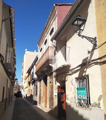 Compra casa en calle san juan de dios Burriana por 43000 con 89m y 2 habitaciones