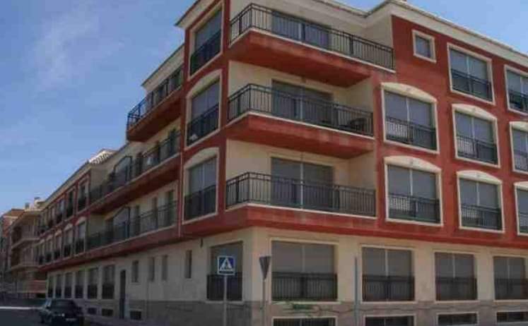 Garaje en venta  en Calle Luis Batlles El Pins Alicante