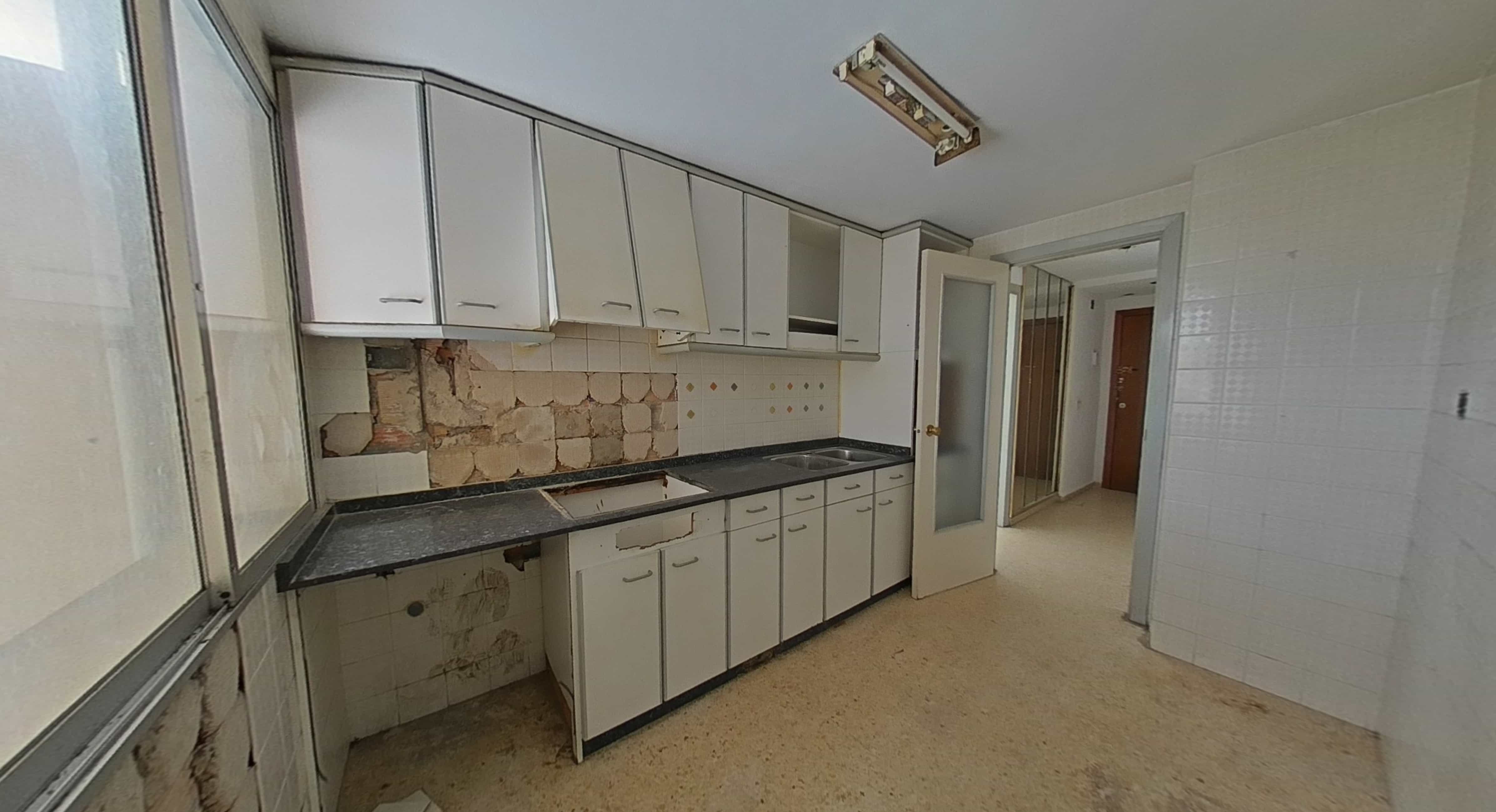 Piso En Venta En De Vicent Girones Mora, Ontinyent