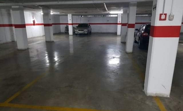 Garaje en venta  en Calle Miguel Hernandez Albatera Alicante
