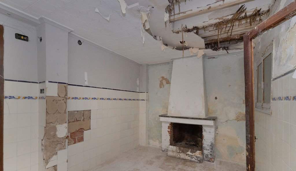 Chalet Adosado en venta en Calle Tormito Onil Alicante