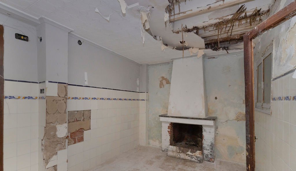 Chalet Adosado en venta en Calle Tormito Onil Alicante