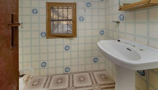 Chalet Adosado en venta en Calle Tormito Onil Alicante