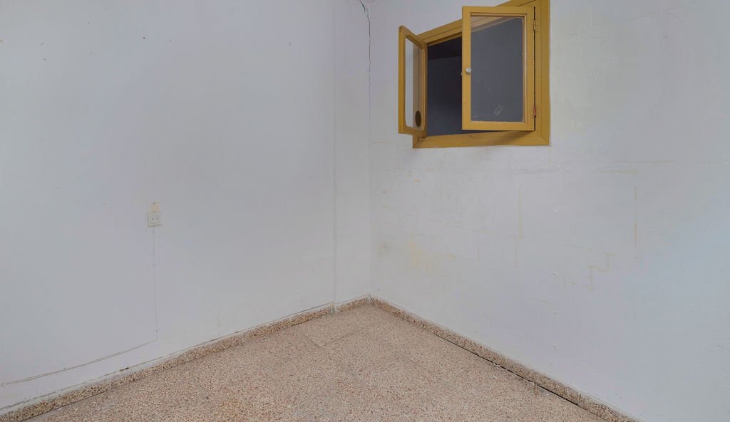 Chalet Adosado en venta en Calle Tormito Onil Alicante