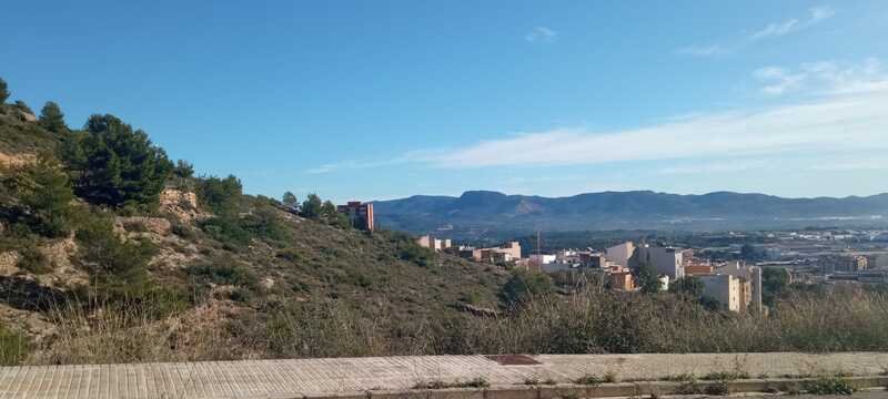Compra suelo urbanizable residencial por 24000 de 751m en calle partida san cristobal Alcora l
