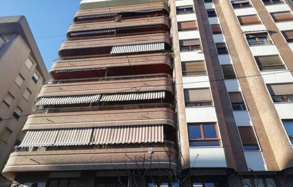 Oficina en venta  en Calle Padre Manjon Elda Alicante