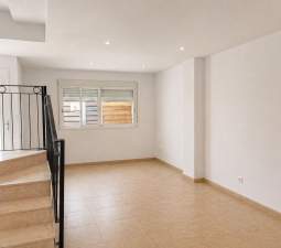 Casa Adosada en Massalavés, Valencia